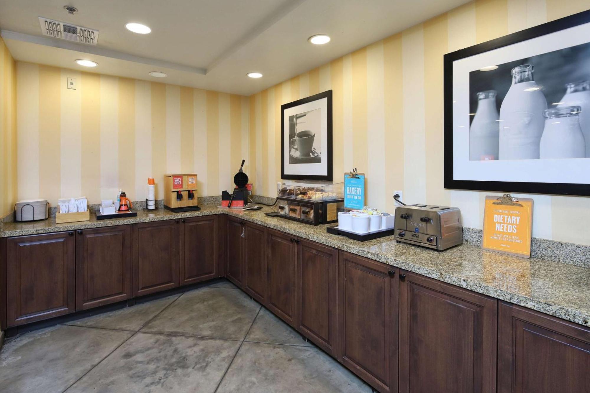 Hampton Inn & Suites Tucson Mall Ngoại thất bức ảnh