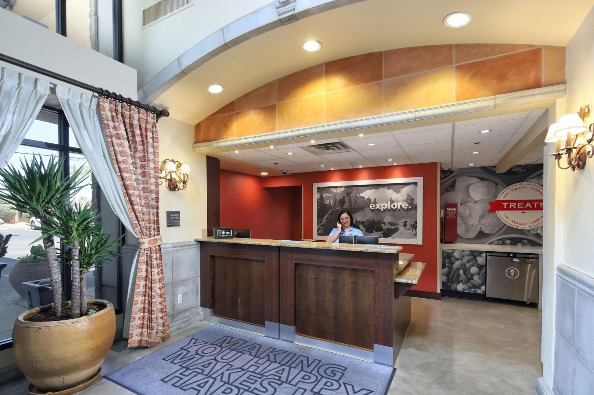 Hampton Inn & Suites Tucson Mall Ngoại thất bức ảnh